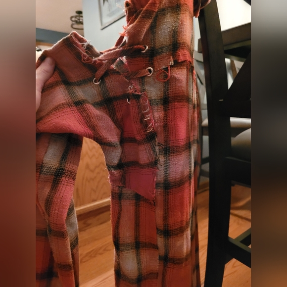 POL longsleeve button down. - Picture 3 of 4